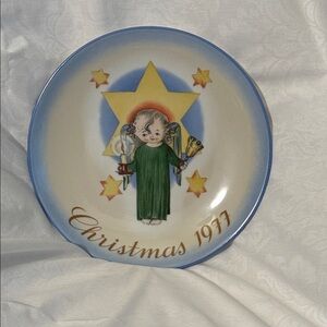Herald Angel 1977 Schmid Hummel created in 1930 by Berta Hummel.  READ